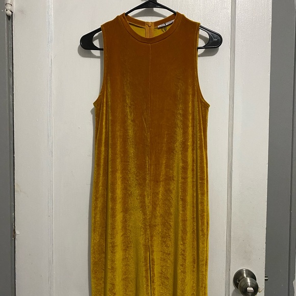ZARA YELLOW VELVET JUMPSUIT NWT - Picture 5 of 7